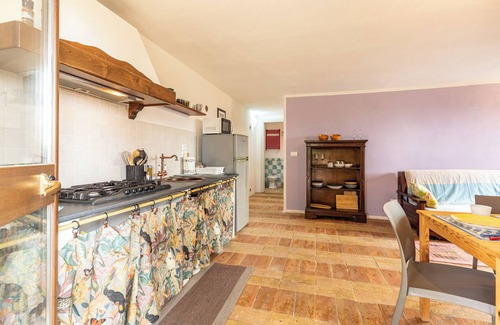 Citta della Pieve Apartment | Apartment 'Casina L'Ulivo' with Shared Pool, Private Terrace and Wi-Fi