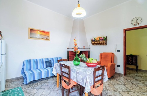 Giuggianello Apartment | Apartment 'Casa Aurora Luxury' with Shared Pool, Wi-Fi and Air Conditioning