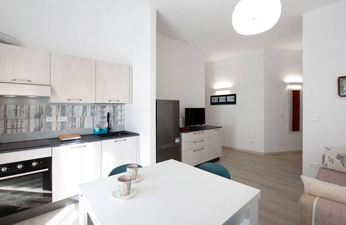Arenzano Apartment | Apartment 'Casa Azzurra' with Balcony and Wi-Fi