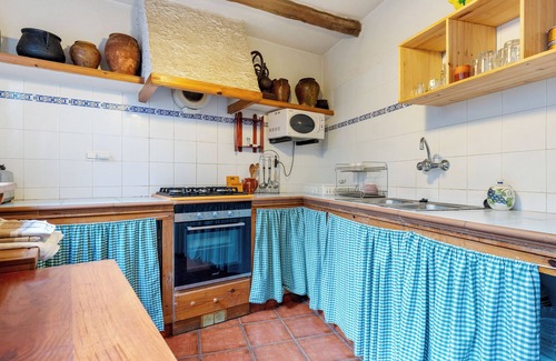 Masdenverge House | Apartment 'Casa Elisa' with Private Terrace, Wi-Fi and Air Conditioning