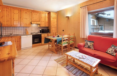 Valdisotto Apartment | Apartment 'Casa Grafa Bormio' with Mountain View, Shared Garden & Wi-Fi