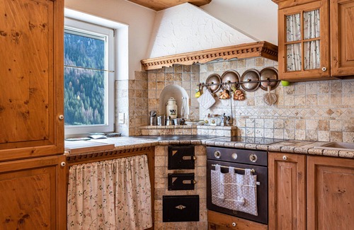 Alba Apartment | Apartment "Casa Loretta" with Mountain View, Balconies & Wi-Fi