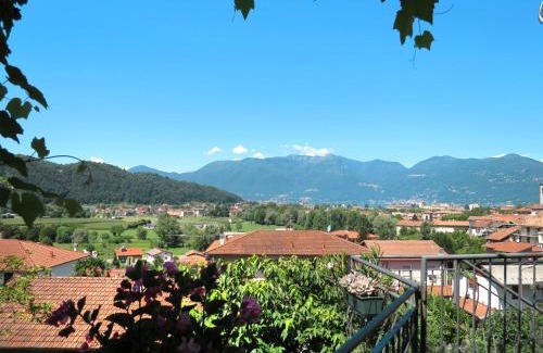 Luino Apartment | Apartment Casa Riboni by Interhome