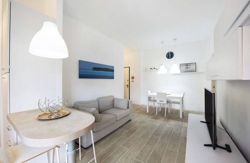 Arenzano Apartment | Apartment 'Casa Sara' with Balcony and Wi-Fi