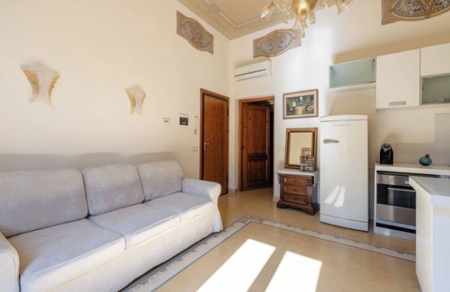 Monsummano Terme Apartment | Apartment 'Casetta In Tuscany' with Mountain View, Wi-Fi and Air Conditioning