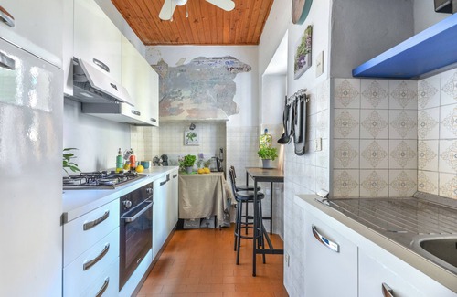 Rio Marina Apartment | Apartment 'Casina Vintage' with Sea View