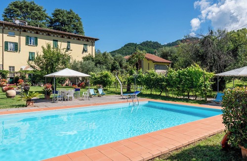 Nozanno Apartment | Apartment 'Cavaliere' with Private Pool, Private Terrace and Wi-Fi