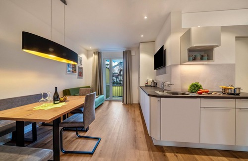 Merano Historic Center Apartment | Apartment 'Central Suite Merano' with Mountain View, Wi-Fi and Air Conditioning