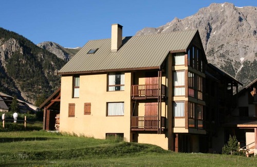 Nevache Apartment | Apartment Challanches Nevache Hautes Alpes one of the most beautiful view