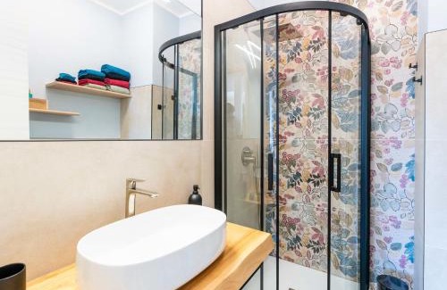 Cisano sul Neva Apartment | Apartment Citrus Garden by Interhome