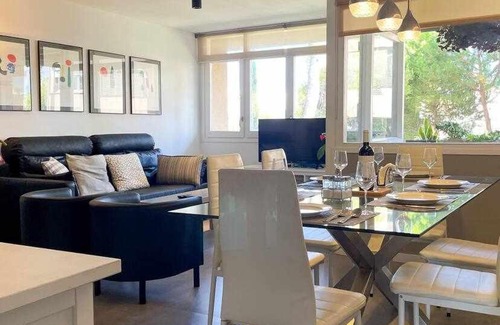 Vilanova I la Geltru Apartment | Apartment Coloma Piscina y Parking Hostem