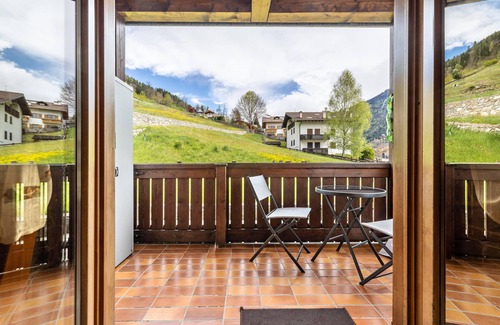 Borzago Apartment | Apartment 'Collini Le Betulle' with Mountain View, Private Garden and Balcony