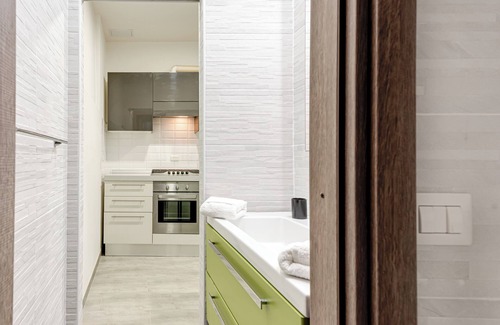 Empoli Apartment | Apartment 'Comfortable Flat In The Center' with Wi-Fi and Air Conditioning
