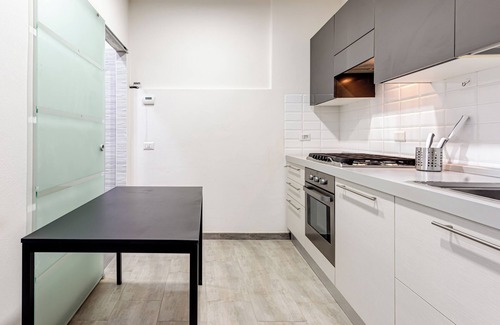 Empoli Apartment | Apartment 'Comfortable Flat In The Center' with Wi-Fi and Air Conditioning