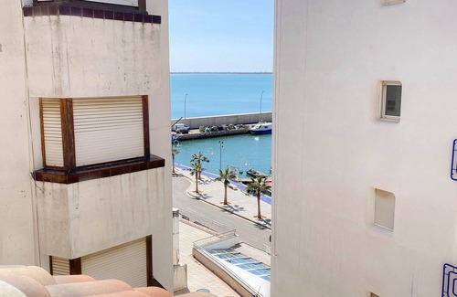L'Ampolla Apartment | Apartment 'Constance' with Sea View, Wi-Fi and Air Conditioning