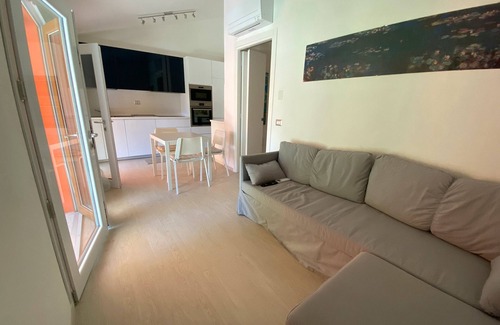 Porto Pollo Apartment | Apartment 'Corallo - Porto Pollo' with Sea View, Wi-Fi and Air Conditioning