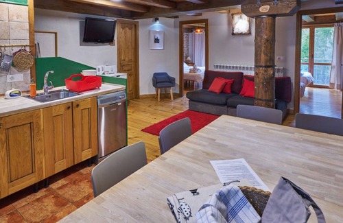 Ulle Cottage | Apartment Cosmos, casapirineos