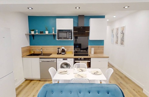 Le Mee-sur-Seine Apartment | Apartment 'Cosy Calm Seine Riverside Garden' with Balcony and Wi-Fi