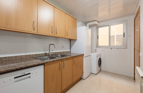 Cubelles Apartment | Apartment 'Cubelles' with Sea View, Wi-Fi and Air Conditioning