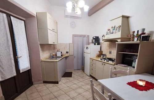 Cavallina Apartment | Apartment 'Da Manuela' with Private Garden and Air Conditioning