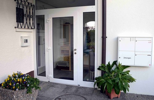 Sipplingen Apartment | Apartment 'Dahlie' with Balcony and Wi-Fi