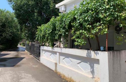 Lazi Apartment | Apartment Danijela