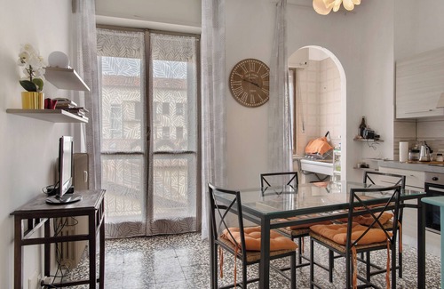 Asti Apartment | Apartment 'De Rolandis' with Balcony and Wi-Fi