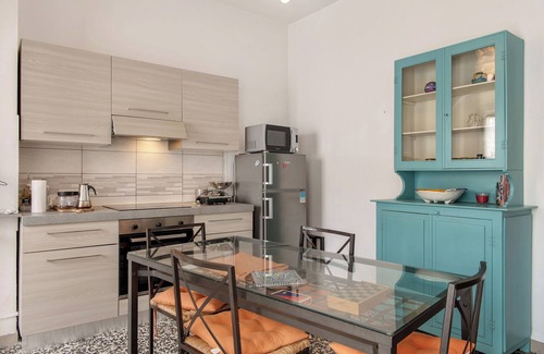 Asti Apartment | Apartment 'De Rolandis' with Balcony and Wi-Fi