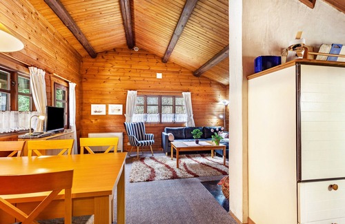 Bomighausen Apartment | Apartment 'Menzel' with Private Terrace and Private Garden
