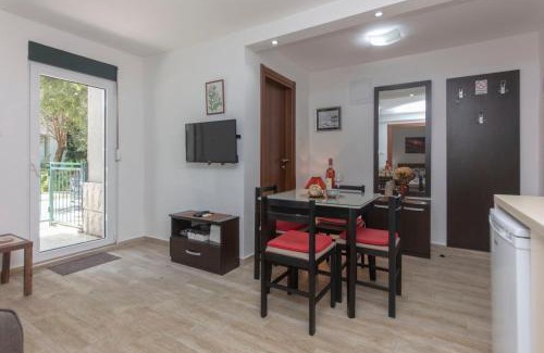 Risan Apartment | Apartment Dea