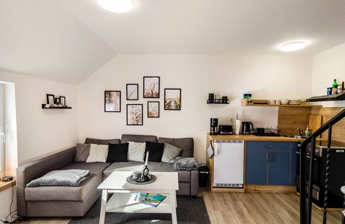 Detern Apartment | Apartment 'Didi' with Shared Terrace, Shared Garden and Wi-Fi