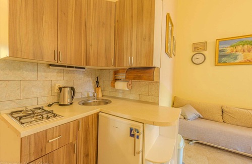 Zubovici Apartment | Apartment directly at the beach, 2 balconys, sea view and free WiFi