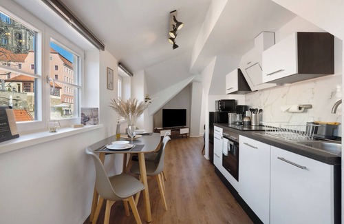Meissen Apartment | Apartment 'Domblick Deluxe' with Wi-Fi