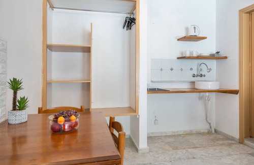 Kalymnos Town Apartment | Apartment 'Double Room No 1' with Mountain View, Wi-Fi and Air Conditioning