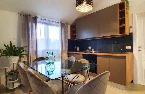 Kastel Stari Apartment | Apartment Dubravka, (16676), Kaštel Stari, Croatia