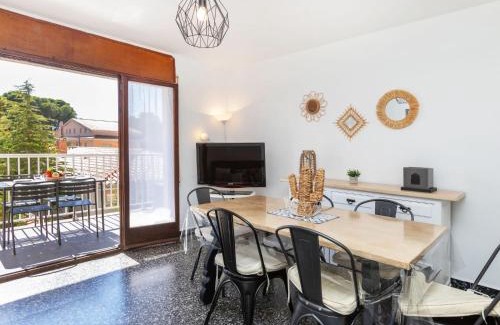 L'Hospitalet de l'Infant Apartment | Apartment Edificio Beausoleil by Interhome