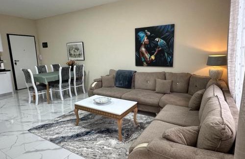 Kamez Apartment | Apartment Elis