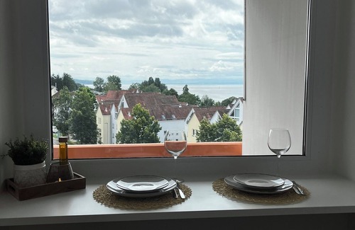 Ueberlingen Apartment | Apartment Emilio - Small apartment with great lake and alpine views