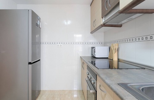 Sant Blai Apartment | Apartment 'En El Corazón Alicantino' with Balcony and Wi-Fi