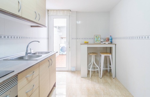 Sant Blai Apartment | Apartment 'En El Corazón Alicantino' with Balcony and Wi-Fi