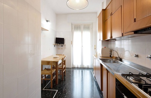 Arenzano Apartment | Apartment "Enrica - Arenzanohost" with Sea View, Balconies & A/C