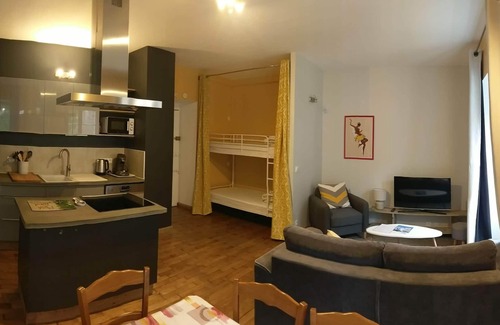Eaux-Bonnes Apartment | Apartment-Ensuite with Bath-Romarin