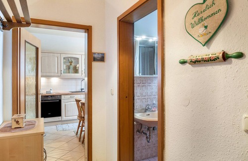Farchant Apartment | Apartment "Enzian" with Mountain View, Garden & Wi-Fi