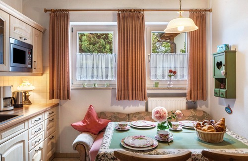 Farchant Apartment | Apartment "Enzian" with Mountain View, Garden & Wi-Fi