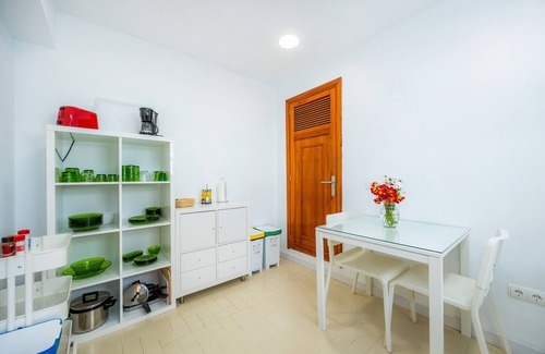Colonia Sant Jordi Apartment | Apartment 'Apartamento Imperial' with Wi-Fi and Air Conditioning