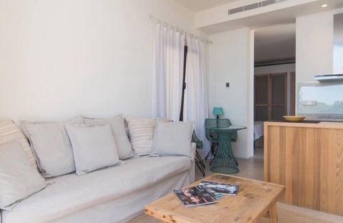 Colonia Sant Jordi Apartment | Apartment 'Cabrera' with Sea View, Wi-Fi and Air Conditioning