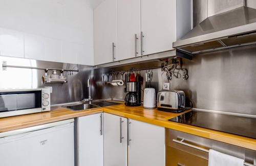 Misericordia Apartment | Apartment 'Escadinhas Da Santa' with Wi-Fi