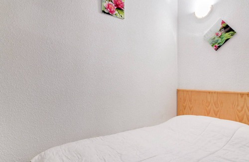 Esquieze-Sere Apartment | Apartment Esquièze-Sère, 1 bedroom, 4 persons