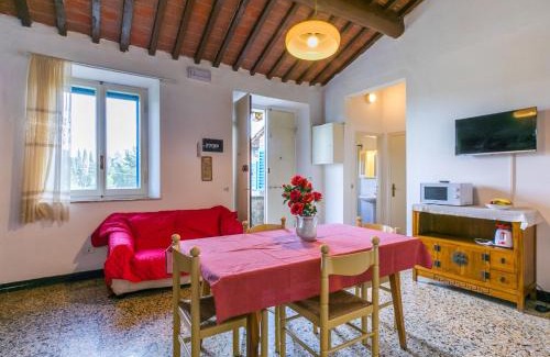 Monteriggioni Apartment | Apartment Fattoria Petraglia - Di Mezzo - MTG202 by Interhome