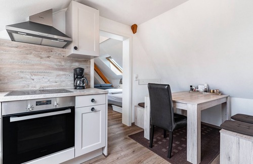 Lahr Apartment | Apartment 'Ferienwohnung Moritz' with Wi-Fi